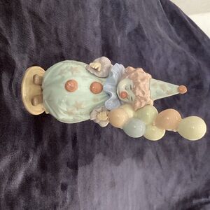 Llardo Pastel Clown Figurine with Balloons